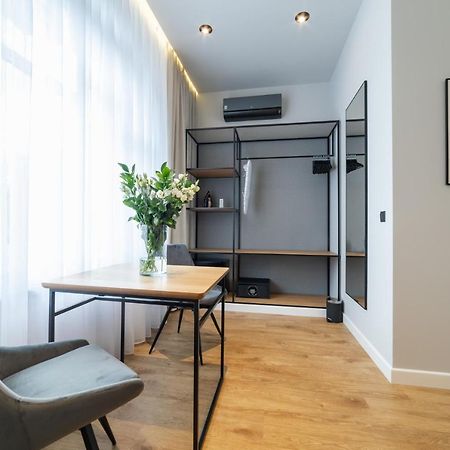 Riva Apartments By Oneapartments โซพอต ภายนอก รูปภาพ