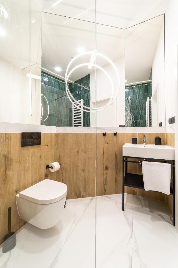 Riva Apartments By Oneapartments โซพอต ภายนอก รูปภาพ